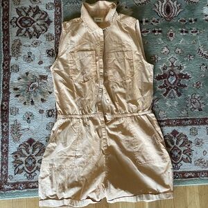 NWOT PACT DENIM CHAMBRAY ROMPER IN DAFFODIL